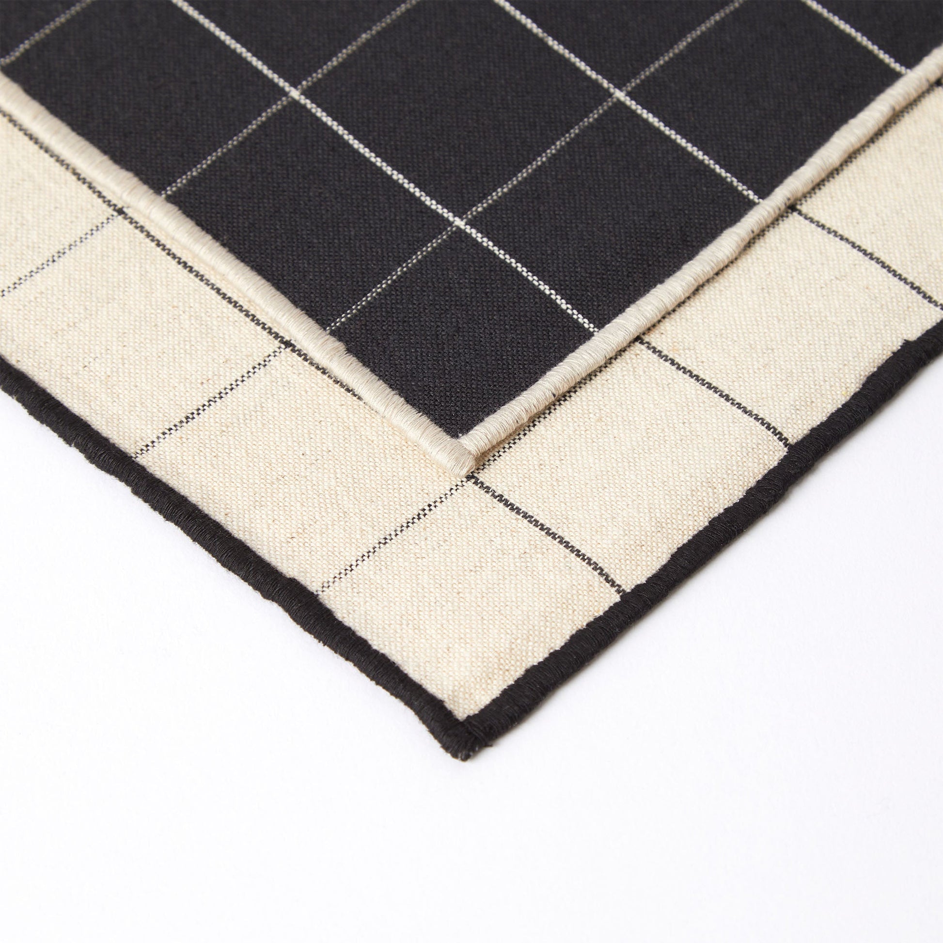 Woven Check Rectangular Placemat Black 40 x 30cm - ScentiMelti Home Fragrance, Beauty & Gifts UK