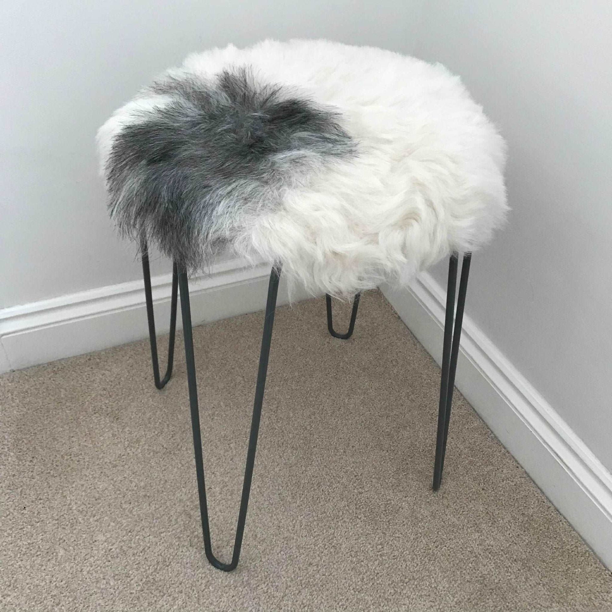 100% Real Sheepskin Seat Pad Icelandic Roundie 35cm Creams / Greys Shorn 50mm UK - ScentiMelti Home Fragrance, Beauty & Gifts UK