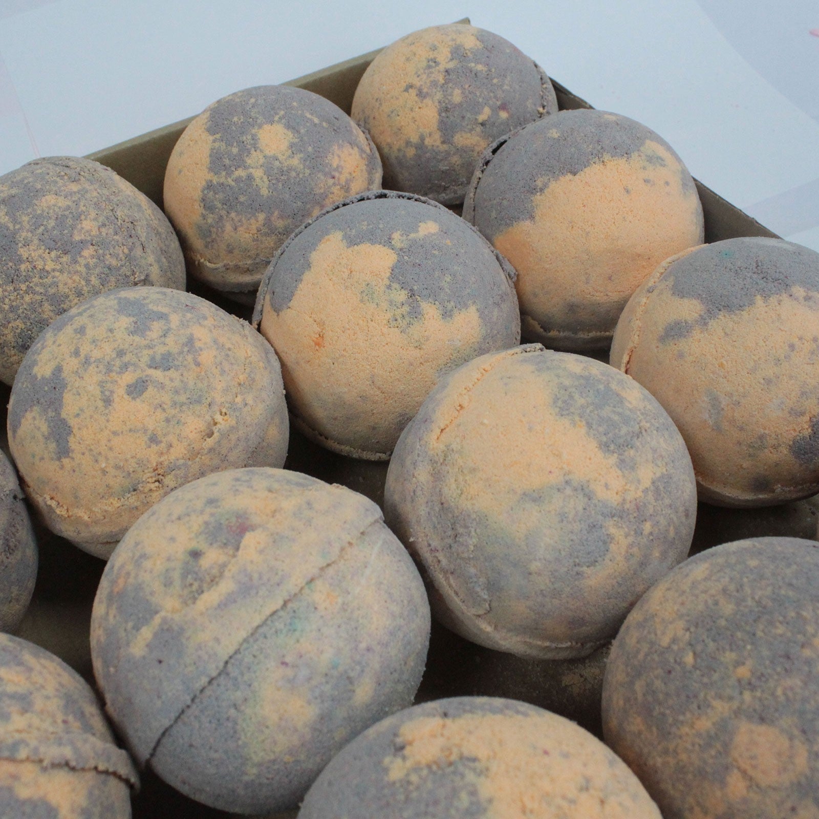 Chocolate & Orange Bath Bomb - ScentiMelti  Chocolate & Orange Bath Bomb