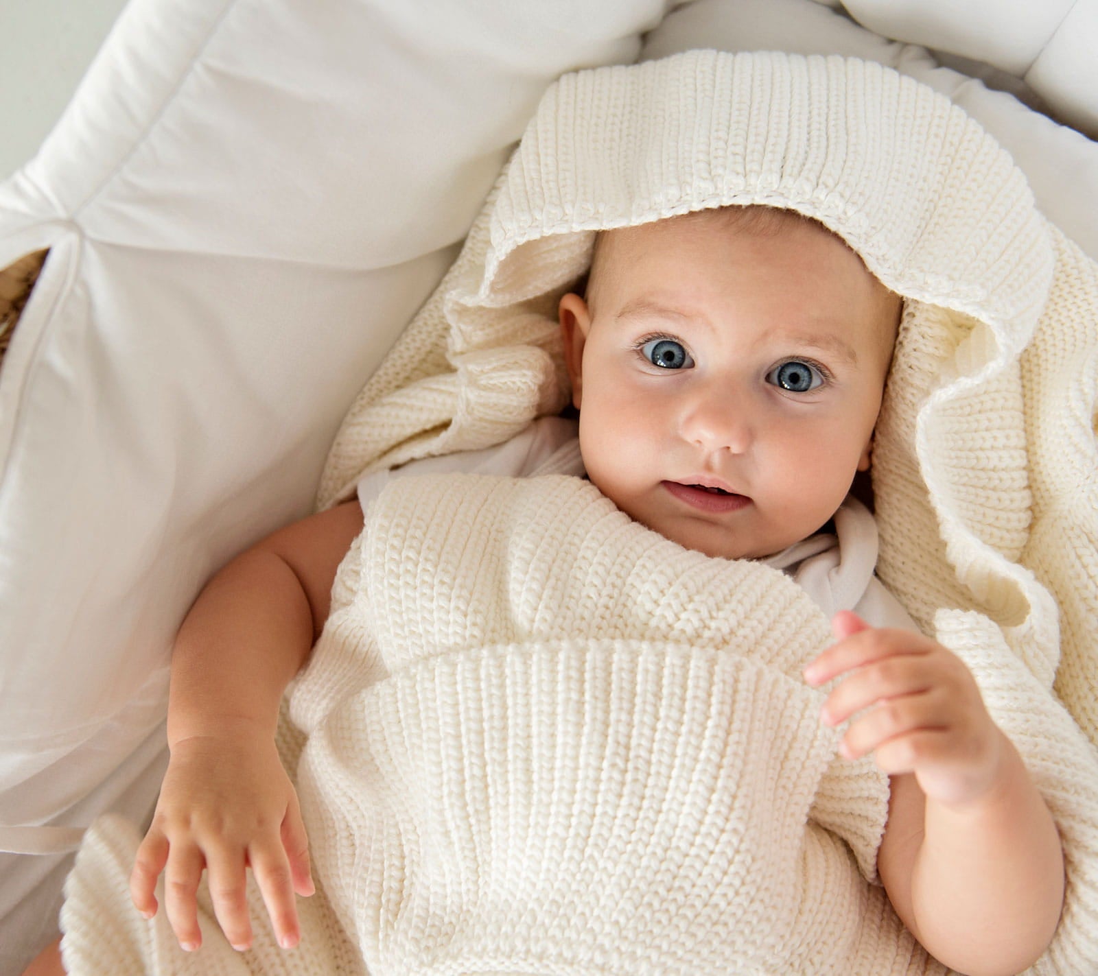 Soft bamboo baby blanket with a frill - Coconut - ScentiMelti Home Fragrance, Beauty & Gifts UK