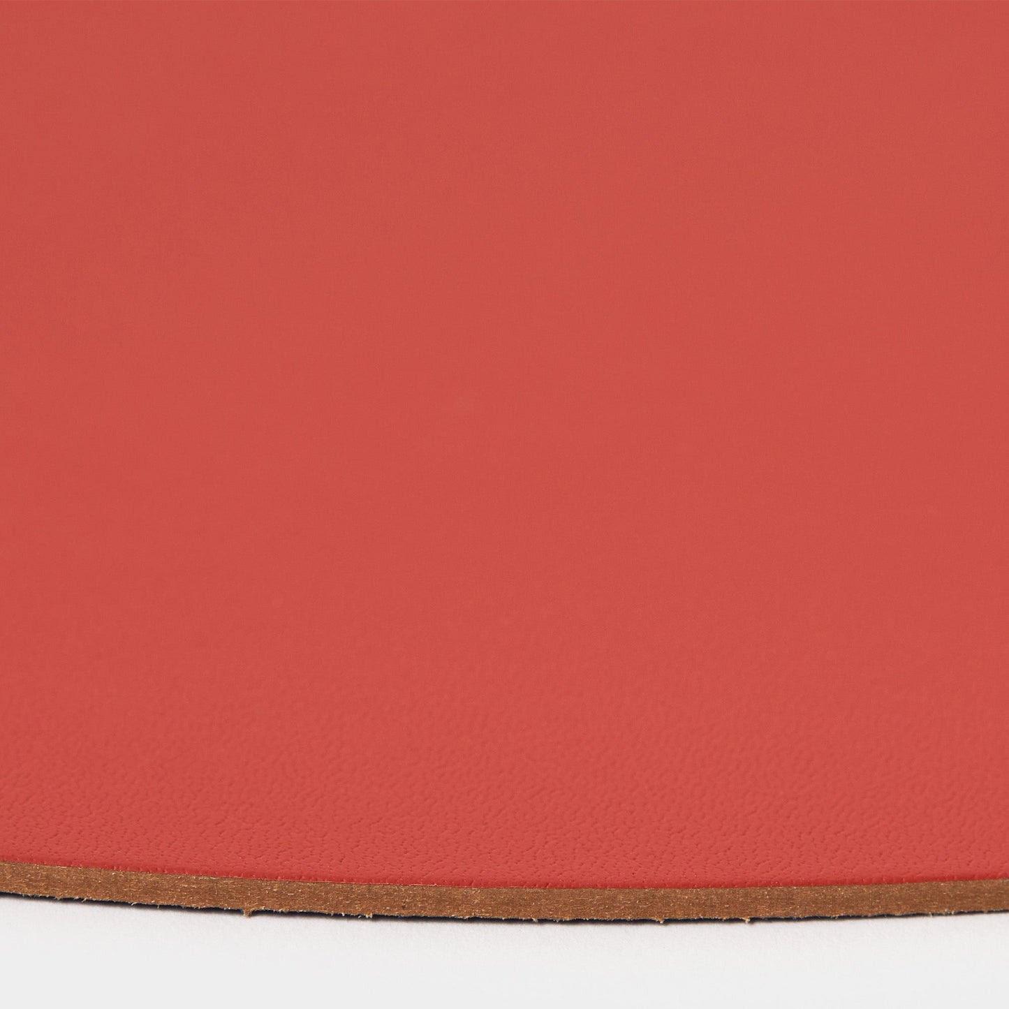 Cuero Two Tone Round Leather Placemat 36cm - ScentiMelti Home Fragrance, Beauty & Gifts UK