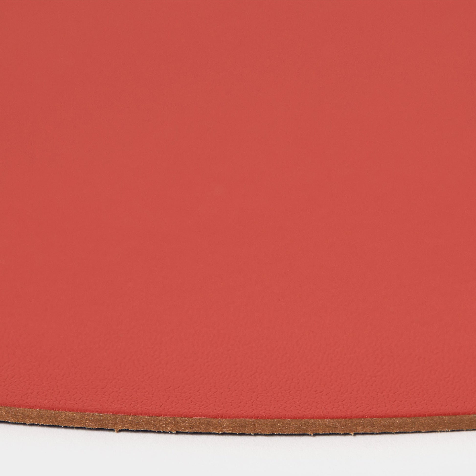 Cuero Two Tone Round Leather Placemat 36cm - ScentiMelti Home Fragrance, Beauty & Gifts UK