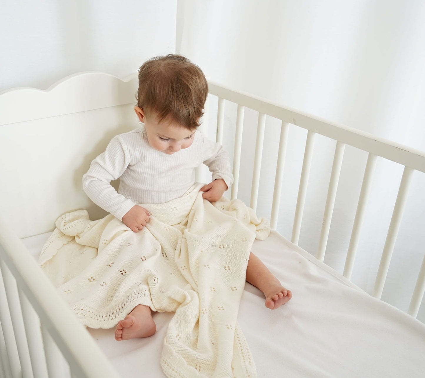 Soft cellular bamboo baby blanket - Coconut - Daisy - ScentiMelti Home Fragrance, Beauty & Gifts UK