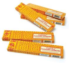 Goloka Nagchampa Incense Sticks 16g - ScentiMelti  Goloka Nagchampa Incense Sticks 16g