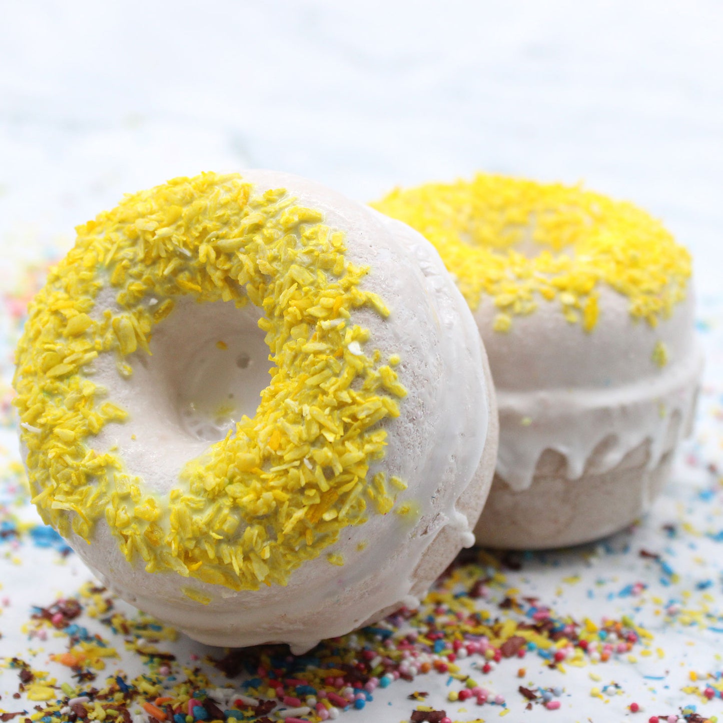 Cinnamon & Vanilla Bath Donuts - ScentiMelti  Cinnamon & Vanilla Bath Donuts