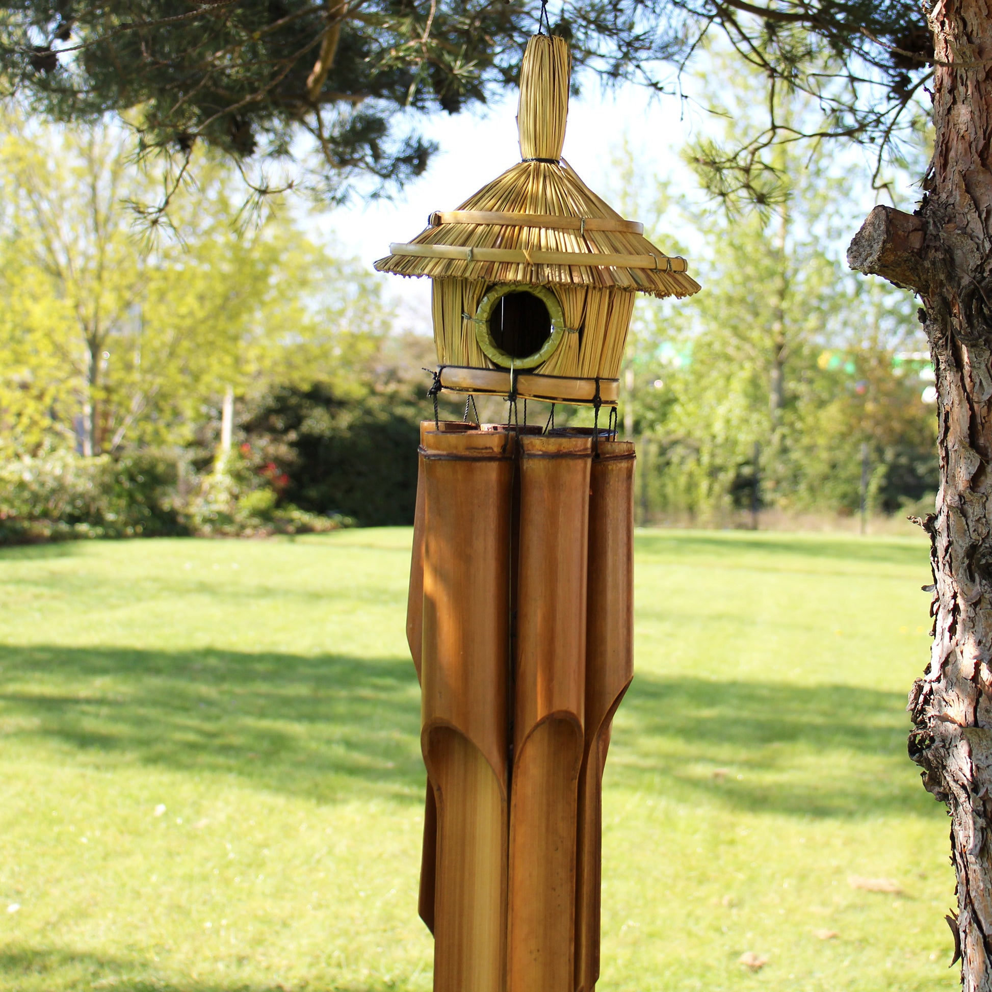 Lrg Round Seagrass Bird Box with Chimes 56x20cm - ScentiMelti  Lrg Round Seagrass Bird Box with Chimes 56x20cm