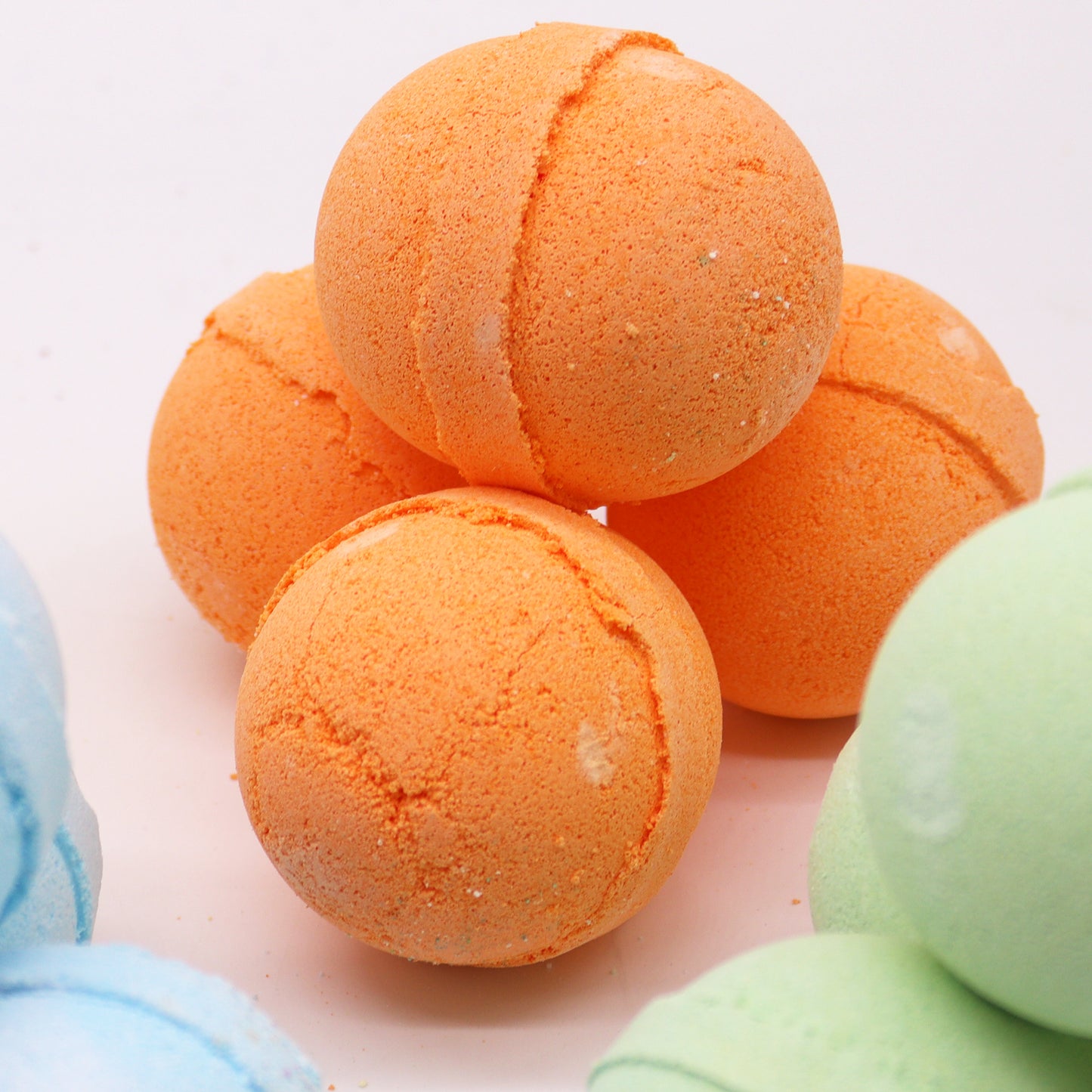 Lemongrass & Mandarin Bath Bomb - ScentiMelti  Lemongrass & Mandarin Bath Bomb