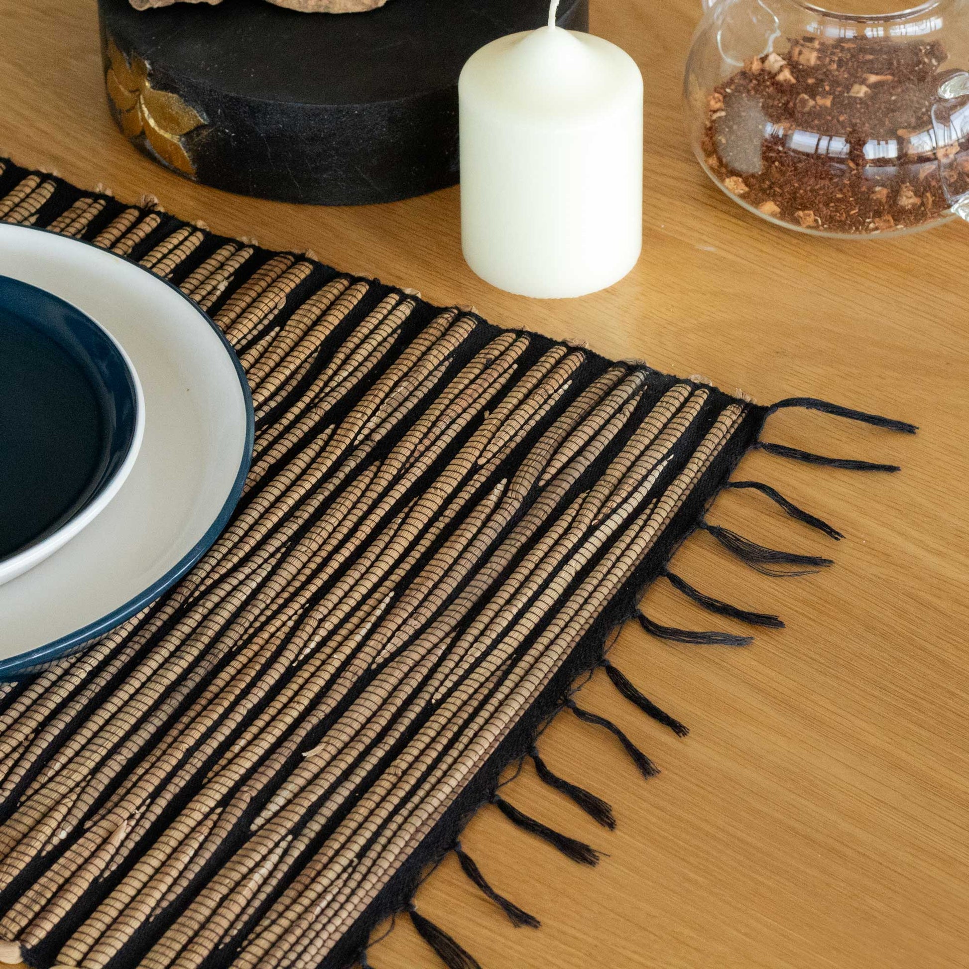 Water Hyacinth Natural Placemat - Black Tiger with Fringe - ScentiMelti Home Fragrance, Beauty & Gifts UK