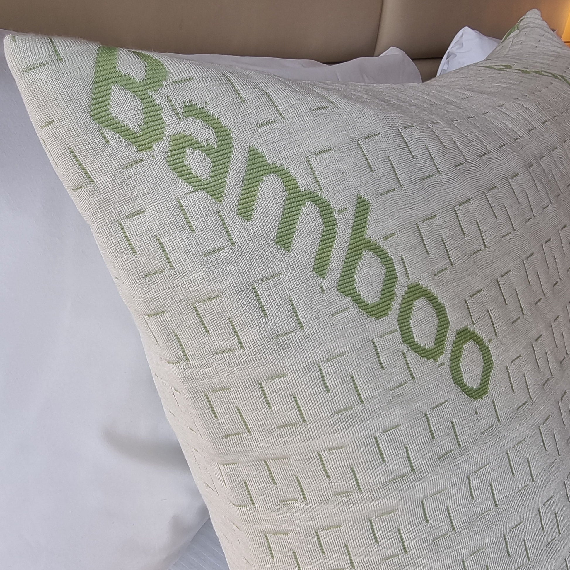 The Bamboo Cambridge Pillow Luff Bedding ScentiMelti Wax Melts