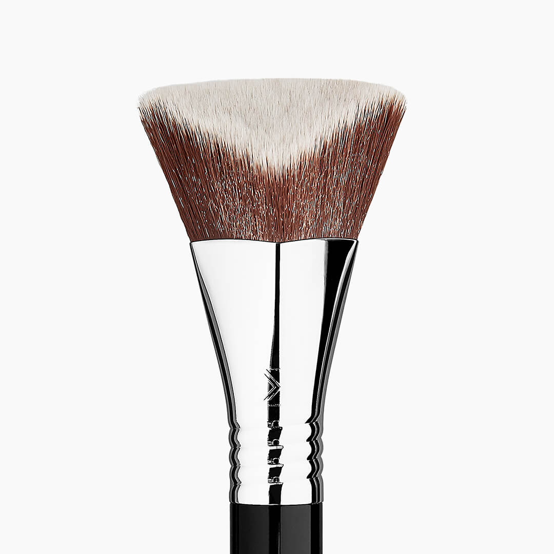 Sigma Beauty 3DHD Max Kabuki Brush - ScentiMelti Home Fragrance, Beauty & Gifts UK