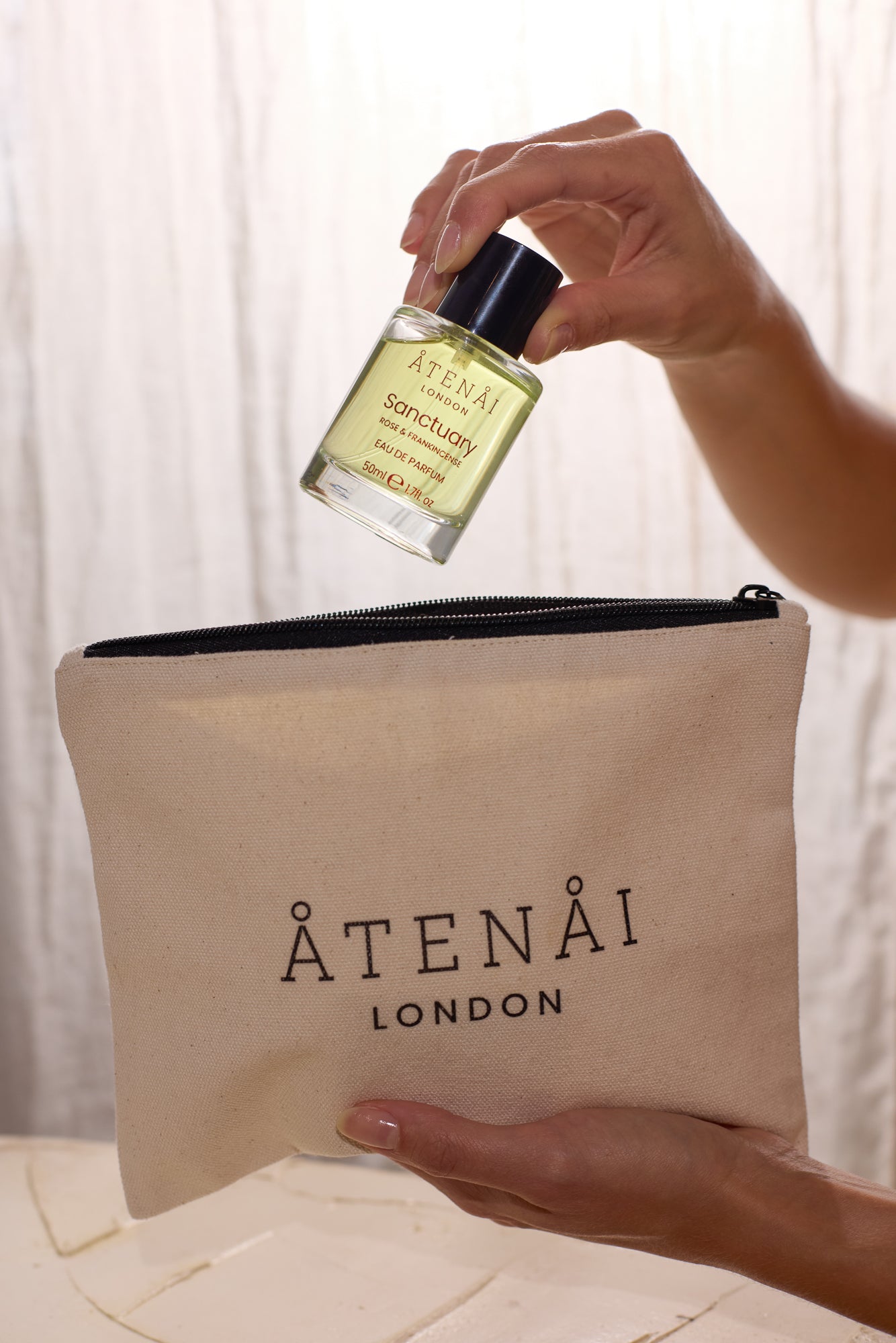 Atenai London Beauty Pouch - ScentiMelti Home Fragrance, Beauty & Gifts UK