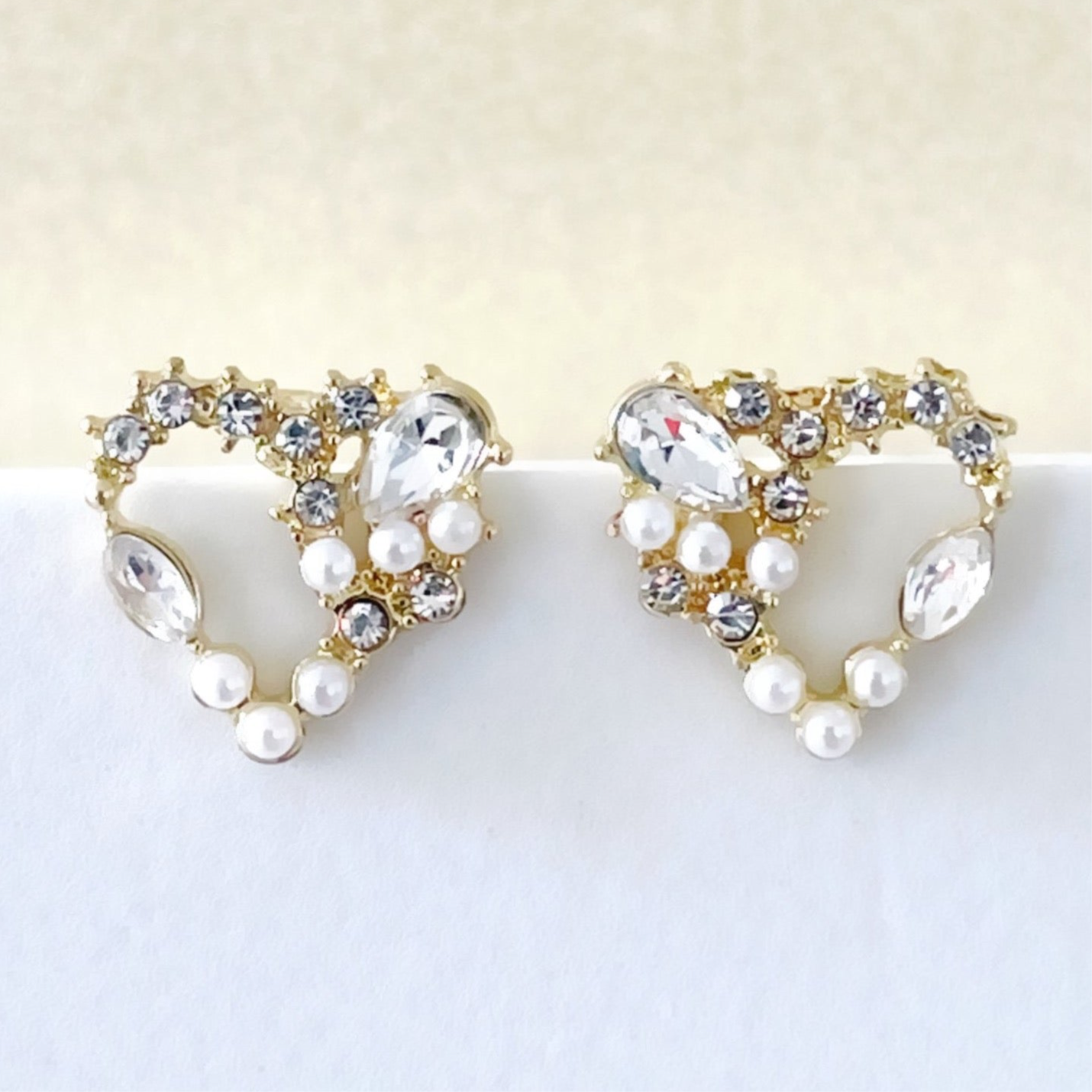 Ariana Jewelled Wreath Heart Studs - ScentiMelti Home Fragrance, Beauty & Gifts UK