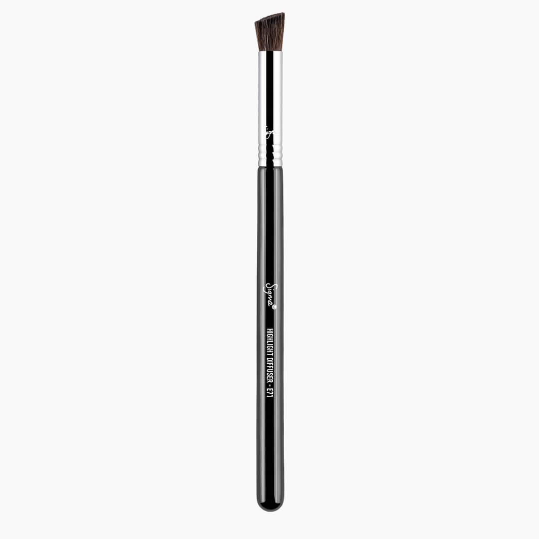 Sigma Beauty E71 Highlight Diffuser Brush - ScentiMelti Home Fragrance, Beauty & Gifts UK