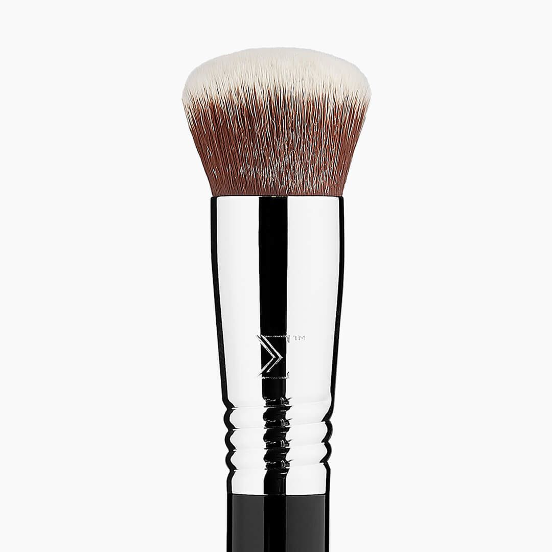 Sigma Beauty F82 - Round Kabuki™ Brush - ScentiMelti Home Fragrance, Beauty & Gifts UK