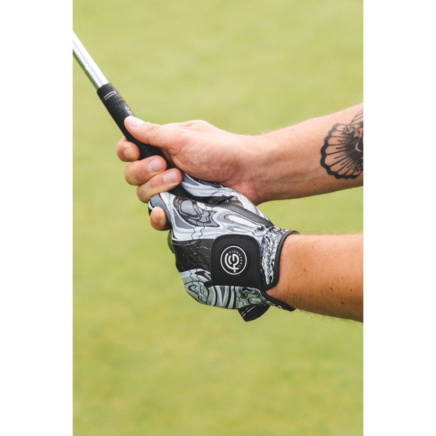 Black Marble Golf Glove | Motif Collection - ScentiMelti Home Fragrance, Beauty & Gifts UK