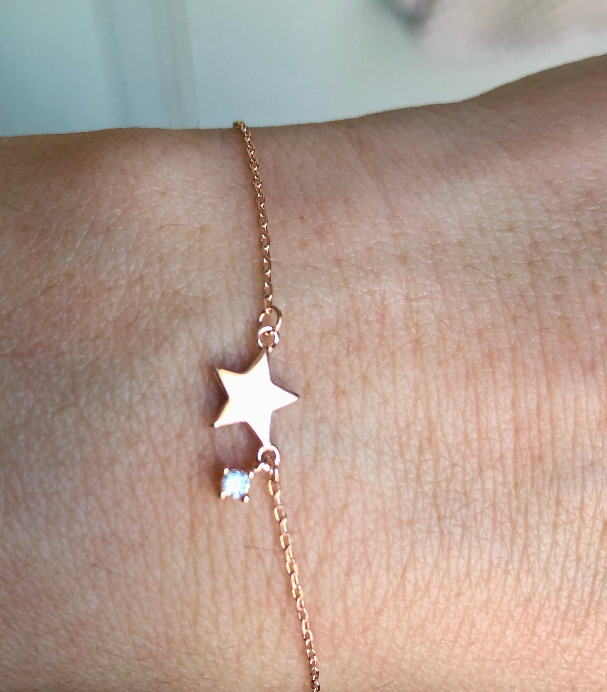 Dainty bracelet with tiny heart - ScentiMelti Home Fragrance, Beauty & Gifts UK