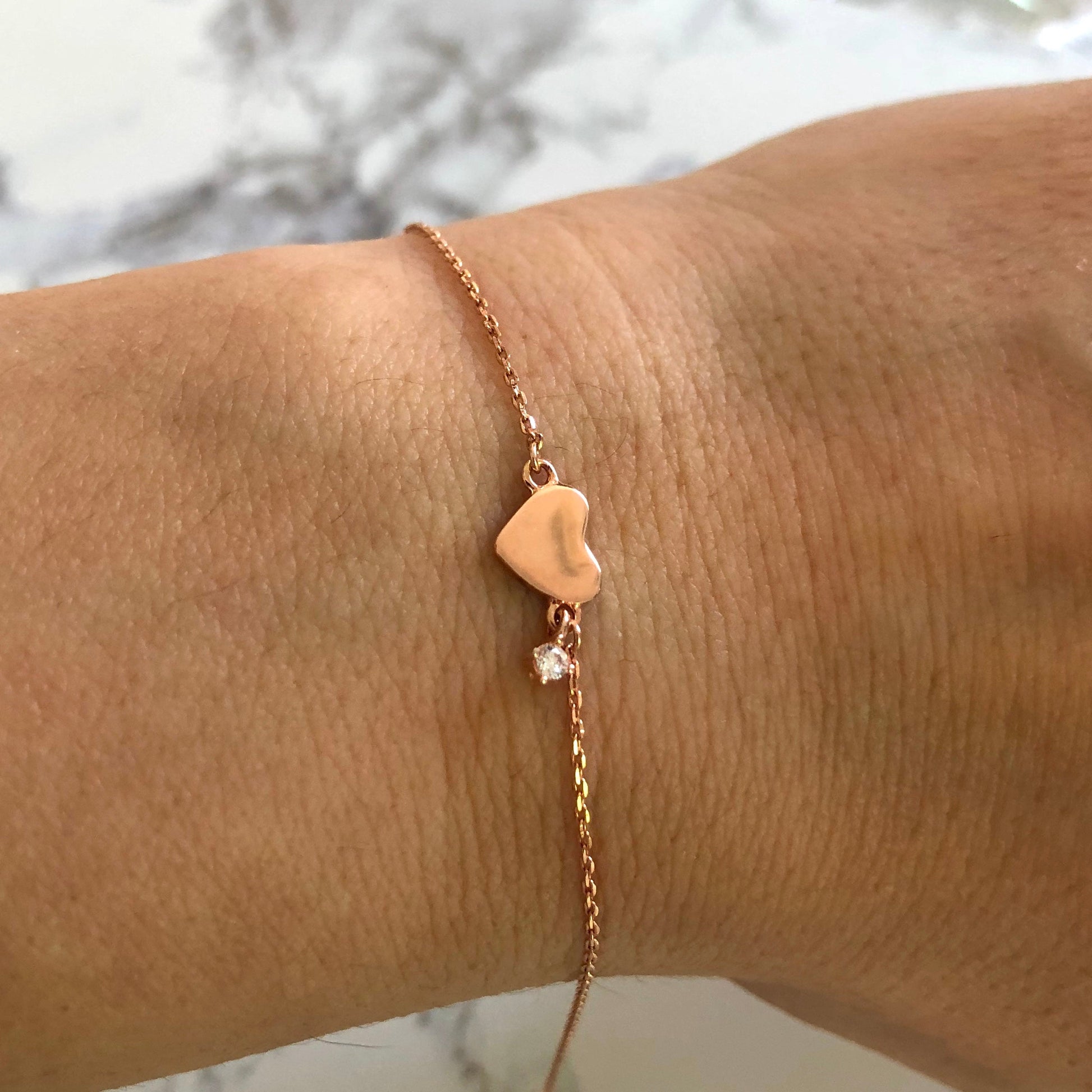 Dainty bracelet with tiny heart - ScentiMelti Home Fragrance, Beauty & Gifts UK