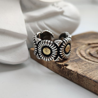 Silver Plated Vintage Sun Flower Daisy Wide Cuff Band Ring - ScentiMelti Home Fragrance, Beauty & Gifts UK