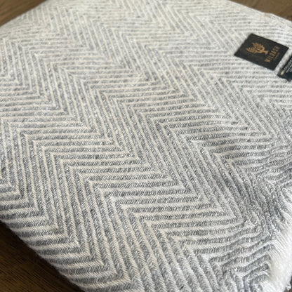 100% Cashmere Blanket | Silver Grey Chevron | XL 125cm x 250cm - ScentiMelti Home Fragrance, Beauty & Gifts UK