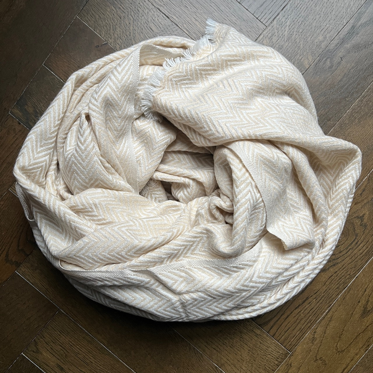 100% Cashmere Throw Latté Light Honey Gold Chevron | 125cm x 250cm Wildash London ScentiMelti Wax Melts