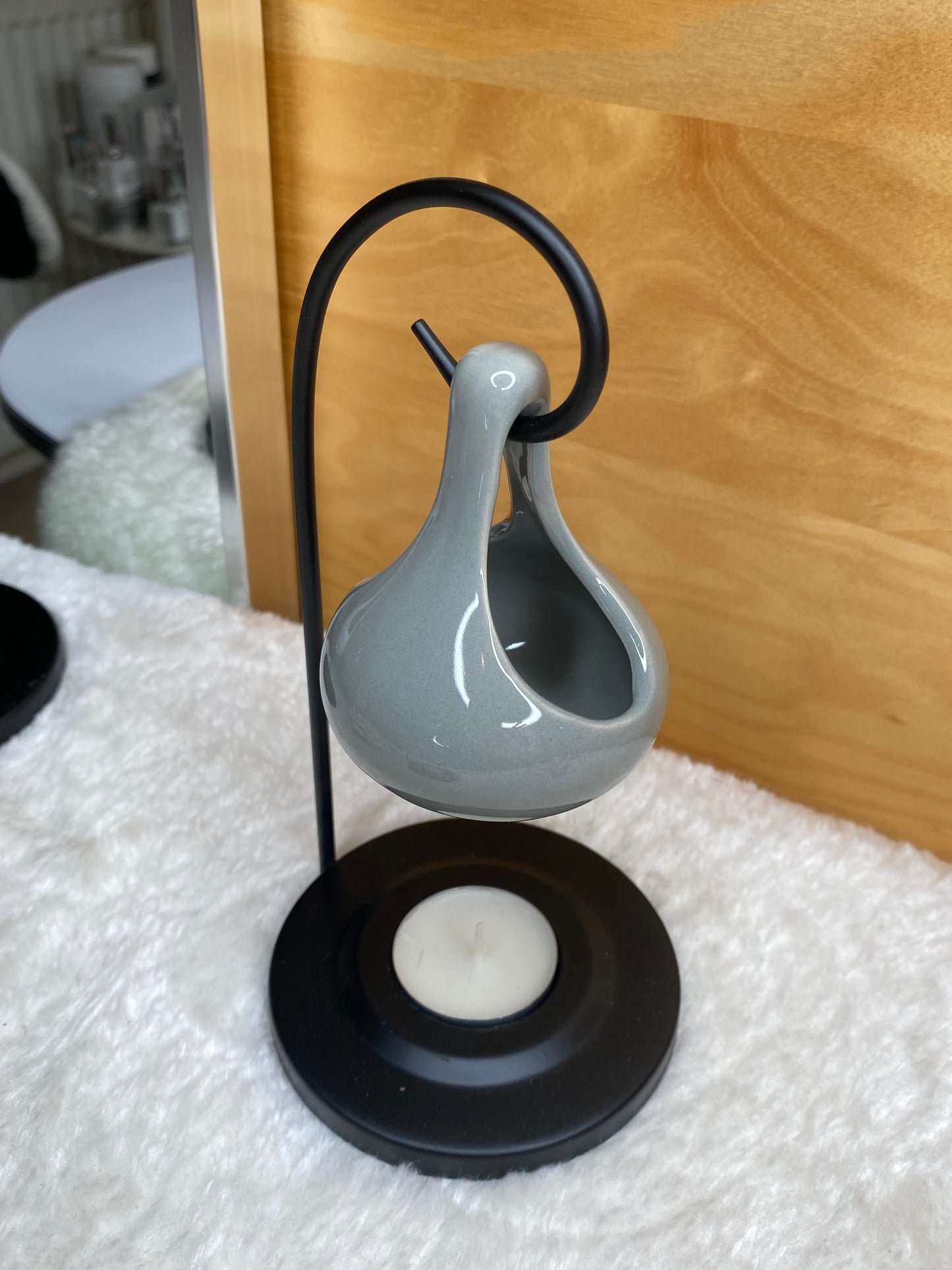 GIFT SET Hanging Teardrop Wax Melt Oil Burner | WHITE & GREY - ScentiMelti  GIFT SET Hanging Teardrop Wax Melt Oil Burner | WHITE & GREY