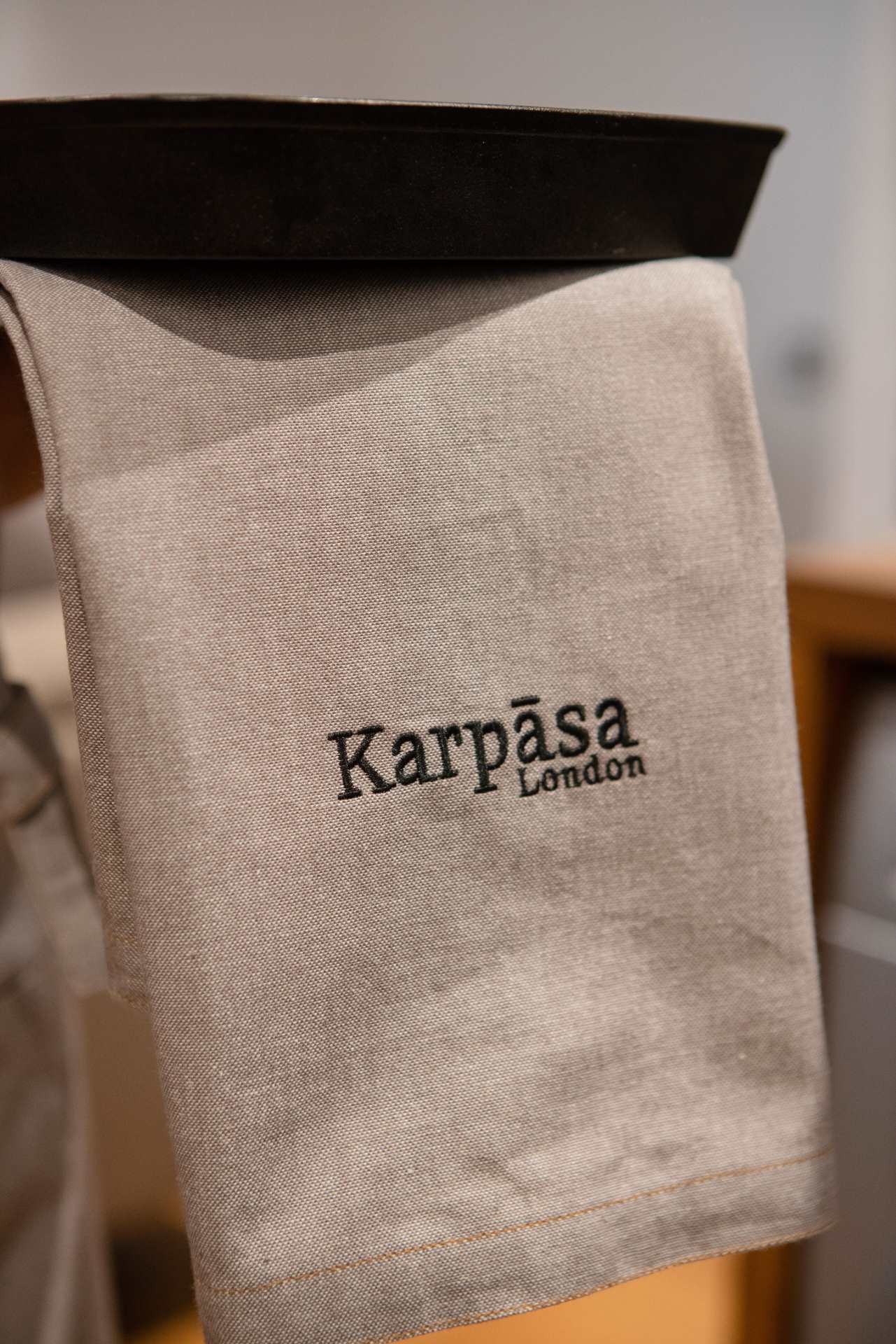 Kitchen Towel Grey - Pack of 2 - Organic Cotton Karpāsa London ScentiMelti Wax Melts