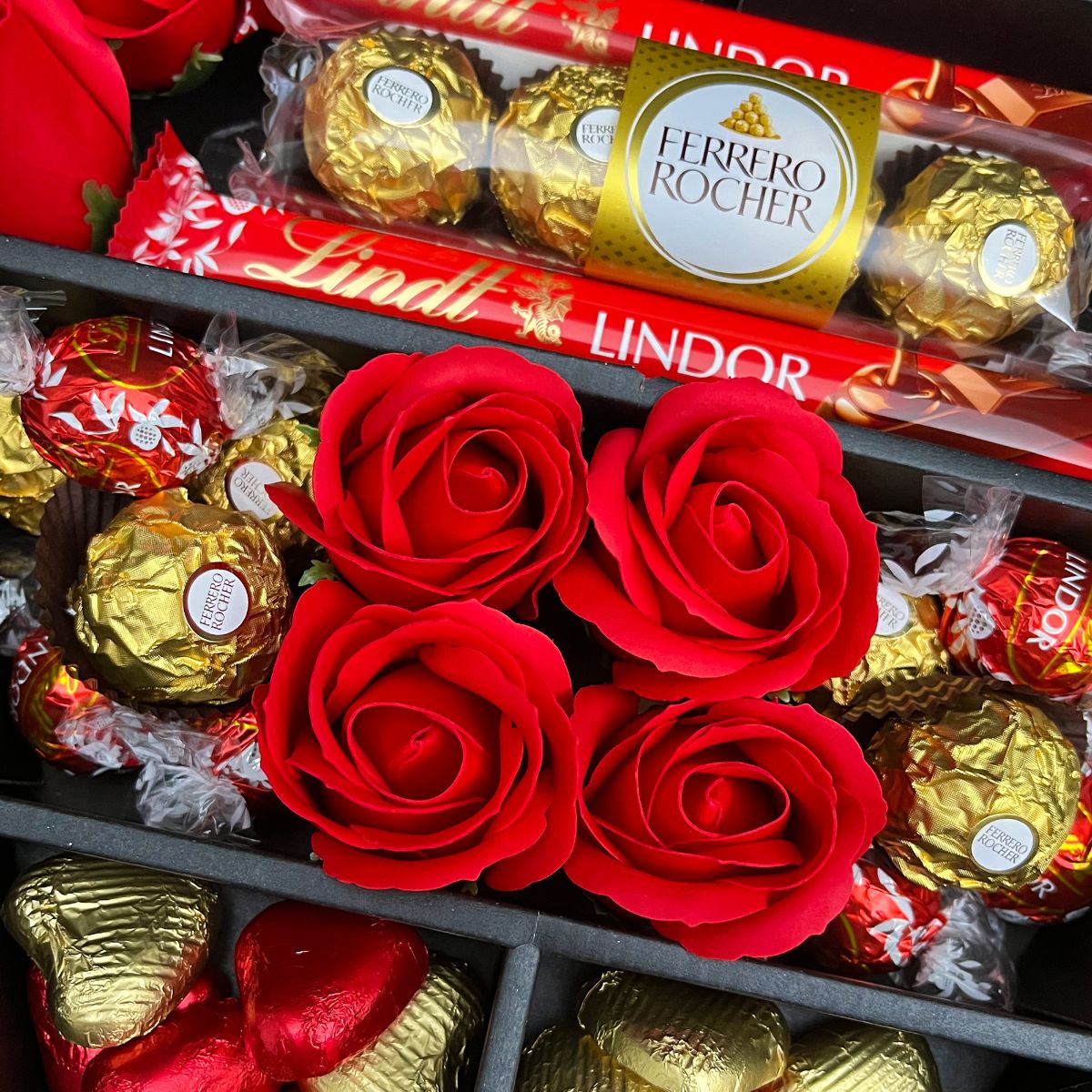 Lindt Lindor & Ferrero Rocher Signature Chocolate Bouquet With Red Roses