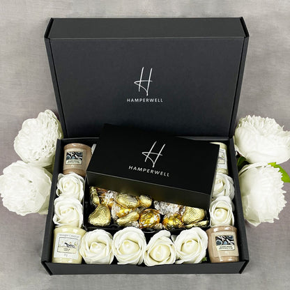 Yankee Candle Ultimate Gift Hamper With Ivory Roses - ScentiMelti  Yankee Candle Ultimate Gift Hamper With Ivory Roses