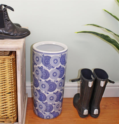 Umbrella Stand, Vintage Blue & White Marigold Design Billies Inks ScentiMelti Wax Melts