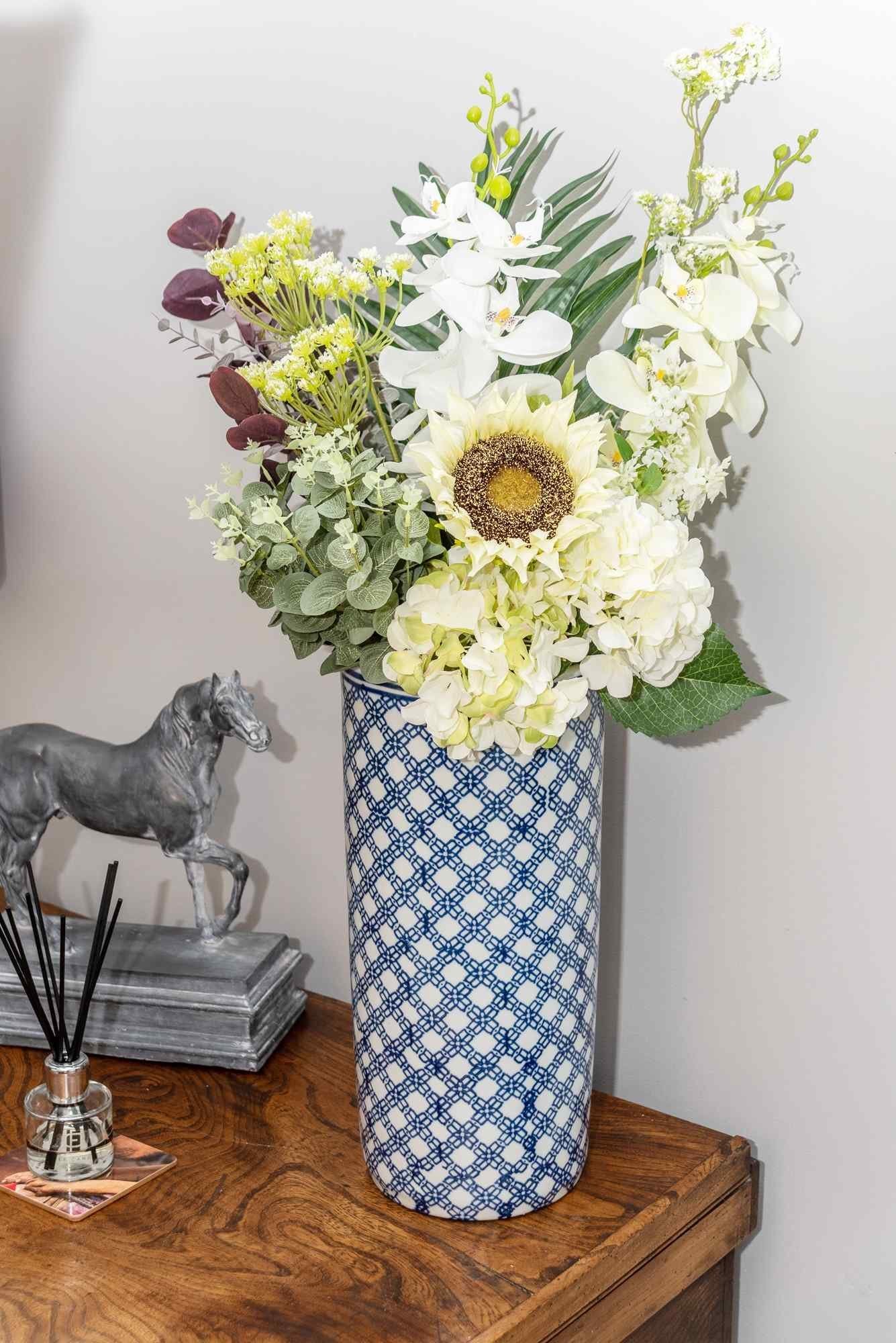 Daisy Chain Blue & White Floral Umbrella Stand Billies Inks ScentiMelti Wax Melts