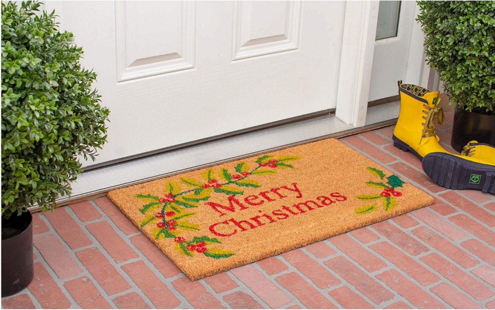 Holly Berries Doormat - ScentiMelti Home Fragrance, Beauty & Gifts UK