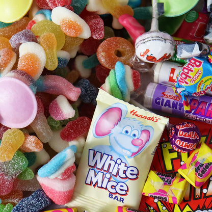 Ultimate Retro Sweets & 1kg Pick N Mix Signature Gift Hamper - ScentiMelti  Ultimate Retro Sweets & 1kg Pick N Mix Signature Gift Hamper