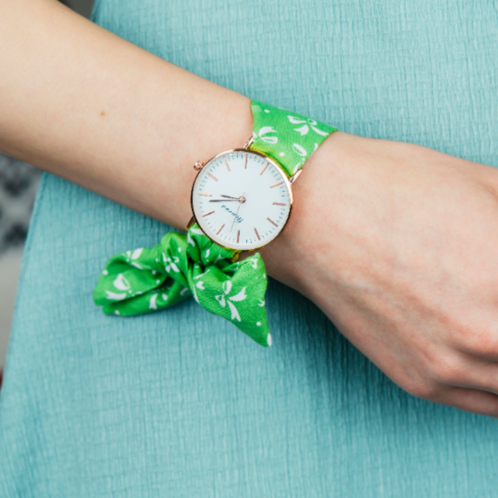 Green Floral Print Changeable Fabric Strap Tie Knot Women Wristwatch The Colourful Aura ScentiMelti Wax Melts