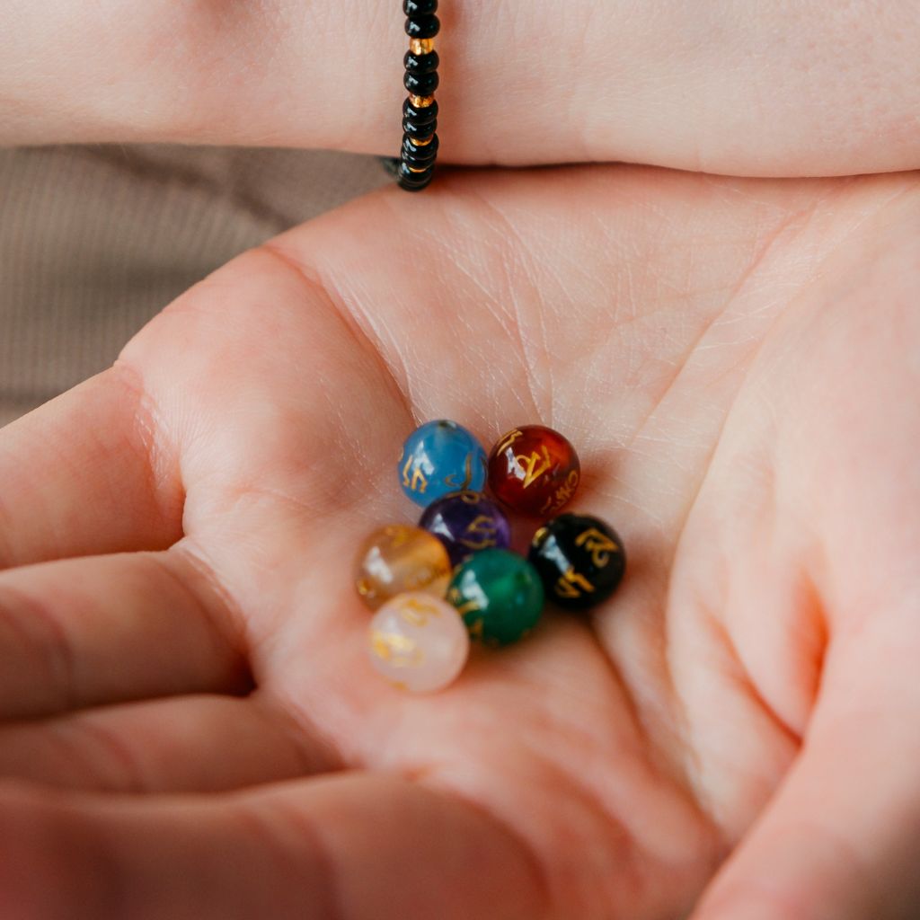 Black Bead Buddhist Tibetan Prayer Monk OM Mantra Chanting Nazaria Bracelet The Colourful Aura ScentiMelti Wax Melts