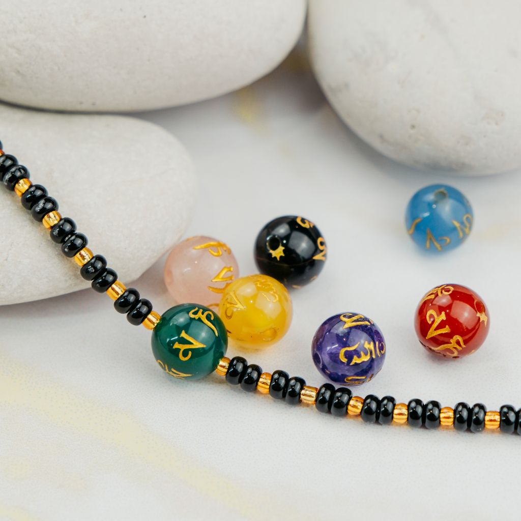 Black Bead Buddhist Tibetan Prayer Monk OM Mantra Chanting Nazaria Bracelet The Colourful Aura ScentiMelti Wax Melts