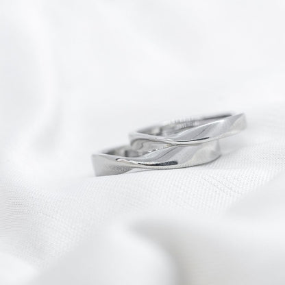 Adjustable Silver Couple Promise Mobius Twist Infinity Ring Set - ScentiMelti Home Fragrance, Beauty & Gifts UK