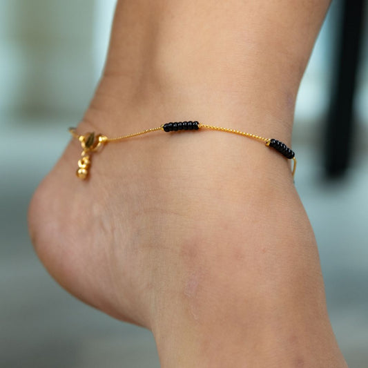 Golden Brass Black Pearl Minimalist Thin Slim Foot Payal Anklet - ScentiMelti Home Fragrance, Beauty & Gifts UK