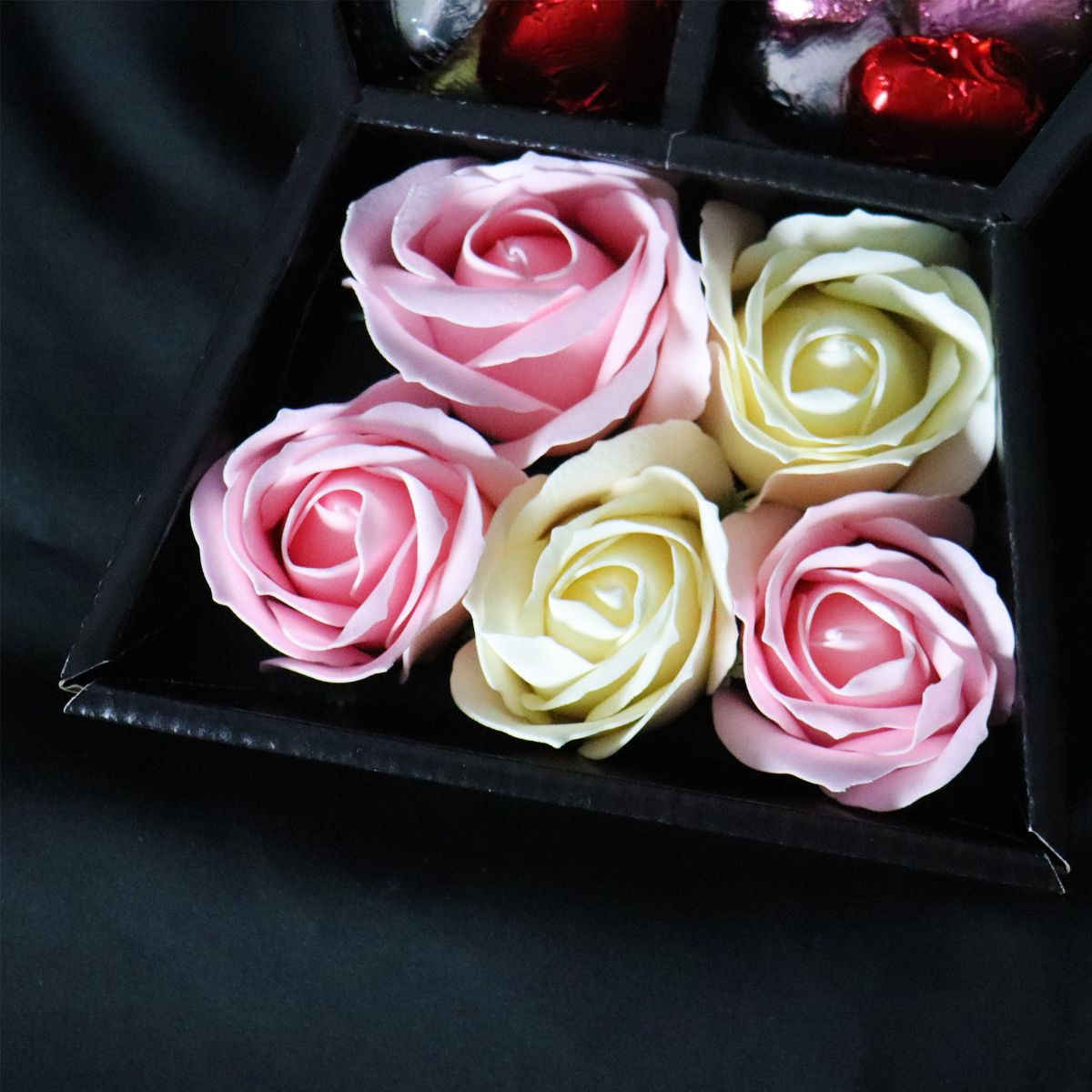 Assorted Lindt Lindor Signature Chocolate Bouquet With Pink & Ivory Roses