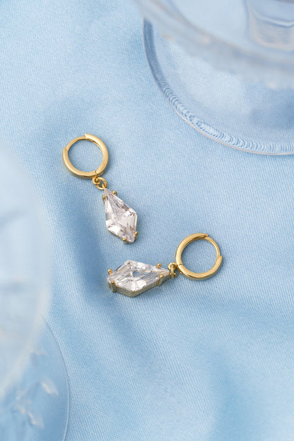 Shine Bright Rhombus Drop Earrings: Gold