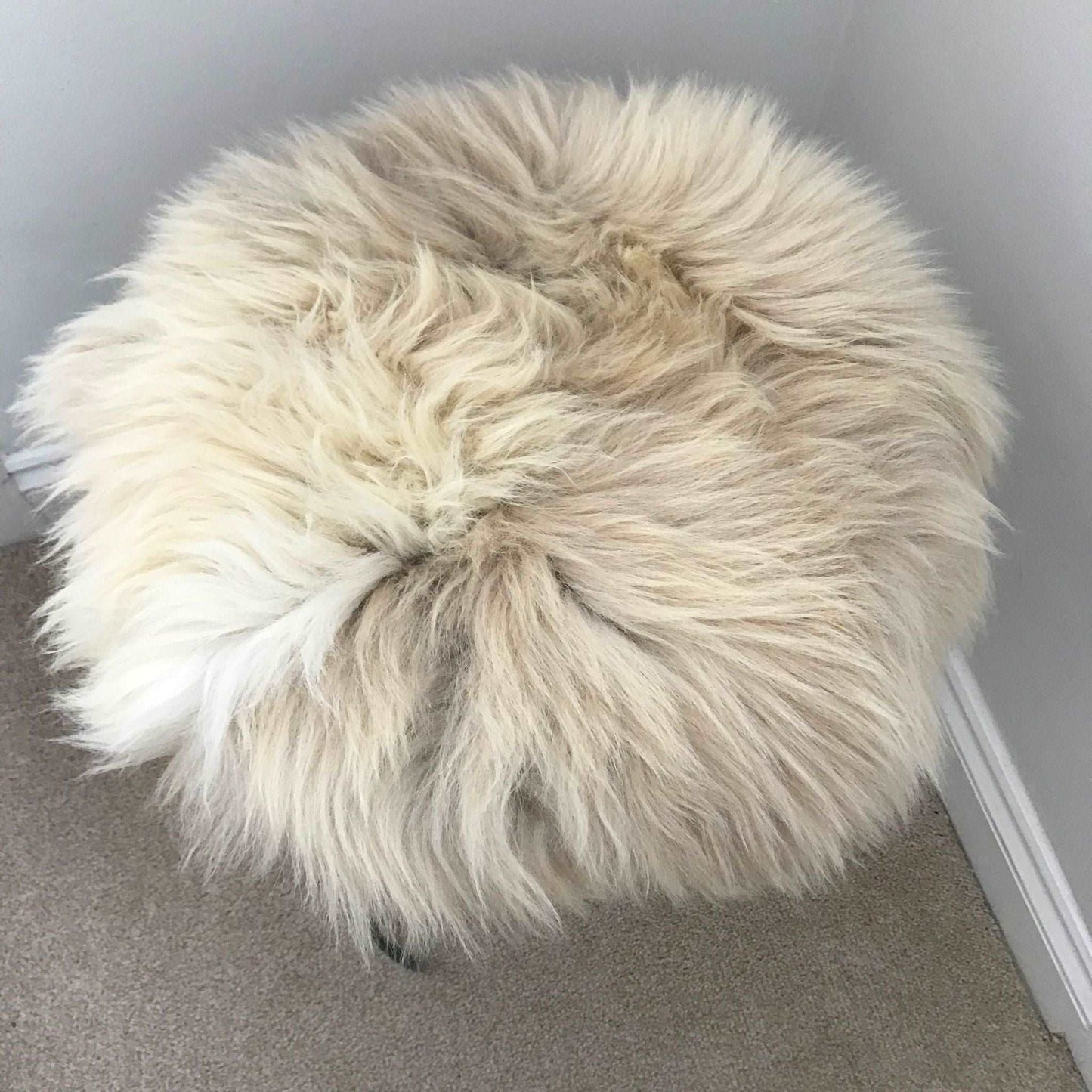 Rare Breed British Sheepskin Roundie Brindle Mix Natural ::: Seat Cover 35cm - ScentiMelti Home Fragrance, Beauty & Gifts UK