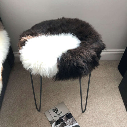 British Sheepskin Roundie Natural Brown with White Cream Ivory Feature ::: Seat Cover 35cm - ScentiMelti Home Fragrance, Beauty & Gifts UK