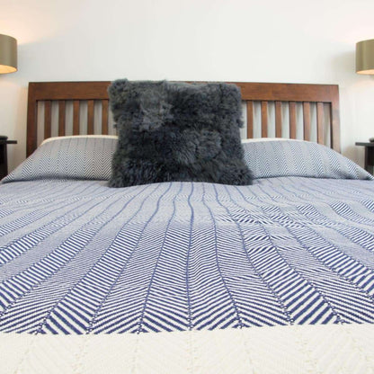 Chevron Organic Cotton Handloomed Throw - Navy Wildash London ScentiMelti Wax Melts