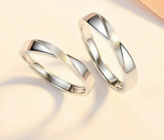 Adjustable Silver Couple Promise Twist Infinity Ring set The Colourful Aura ScentiMelti Wax Melts