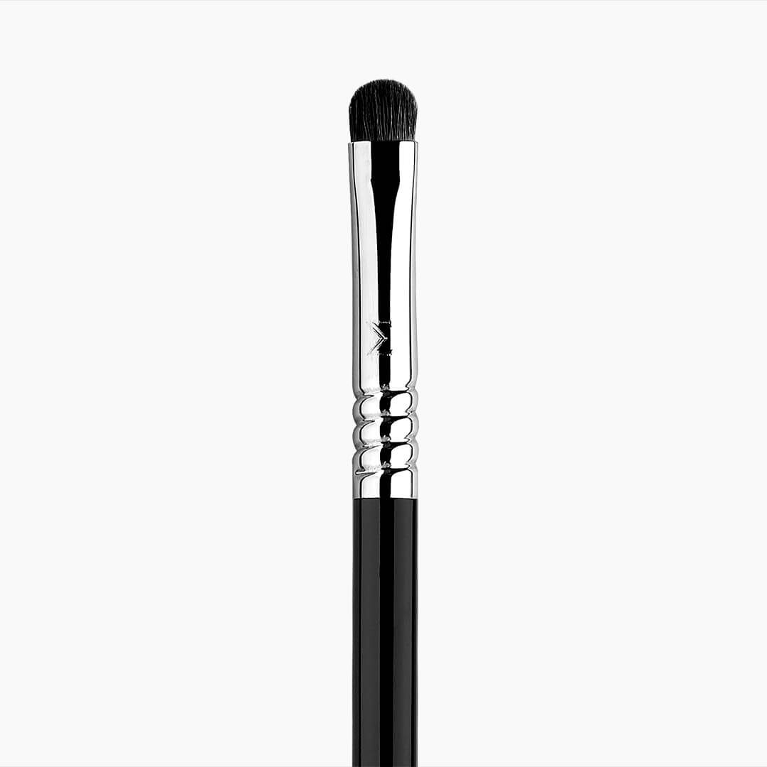 Sigma Beauty E21 Smudge Brush - ScentiMelti Home Fragrance, Beauty & Gifts UK