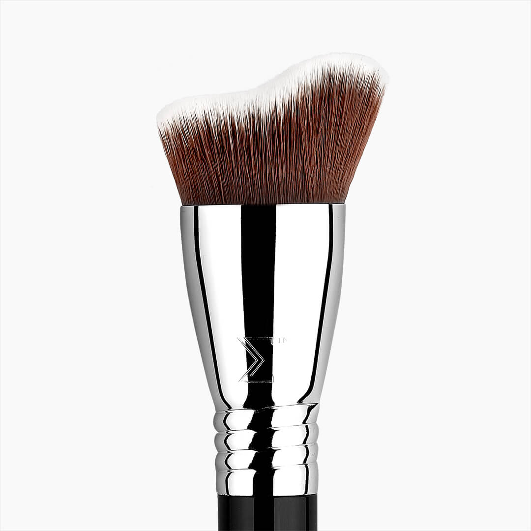 Sigma Beauty F83 Curved Kabuki Brush - ScentiMelti Home Fragrance, Beauty & Gifts UK