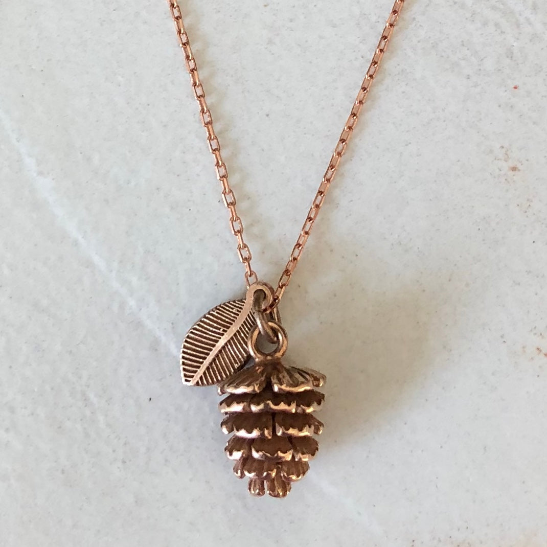 3D PINE CONE NECKLACE - ScentiMelti Home Fragrance, Beauty & Gifts UK