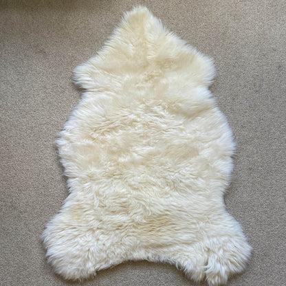 Grade B British Sheepskin Hide White Cream Ivory Sheepskin Rug Wildash London ScentiMelti Wax Melts