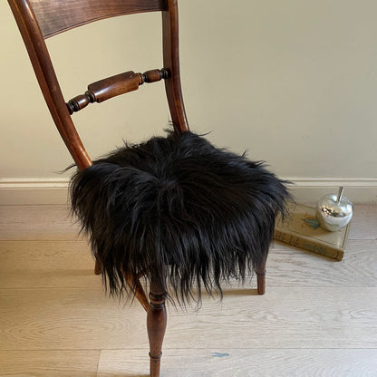 Icelandic Sheepskin Roundie Seat Cover Natural Black Long Fur 35cm - ScentiMelti Home Fragrance, Beauty & Gifts UK