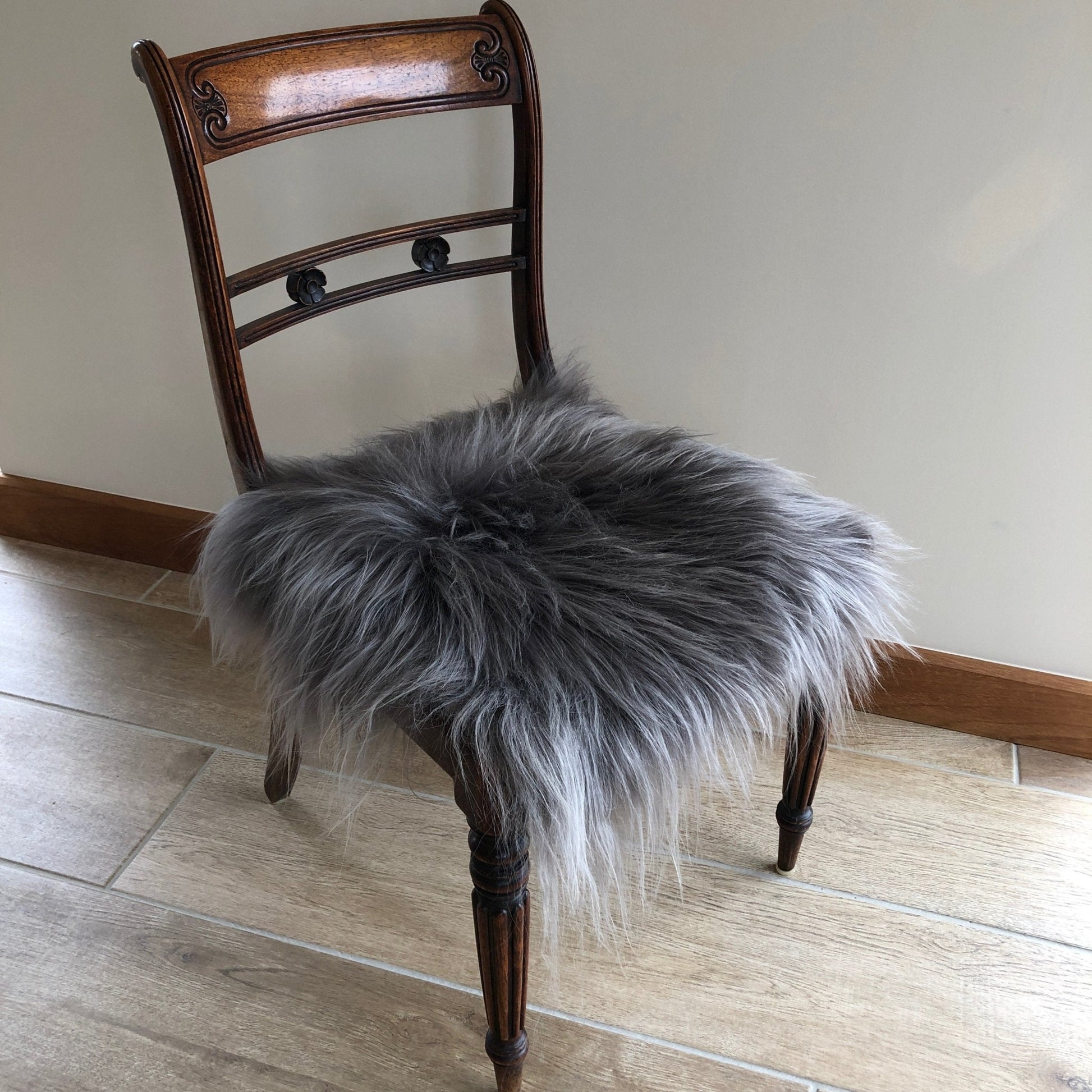 Icelandic Sheepskin Square Seat Cover 37cm Cool Grey - ScentiMelti Home Fragrance, Beauty & Gifts UK