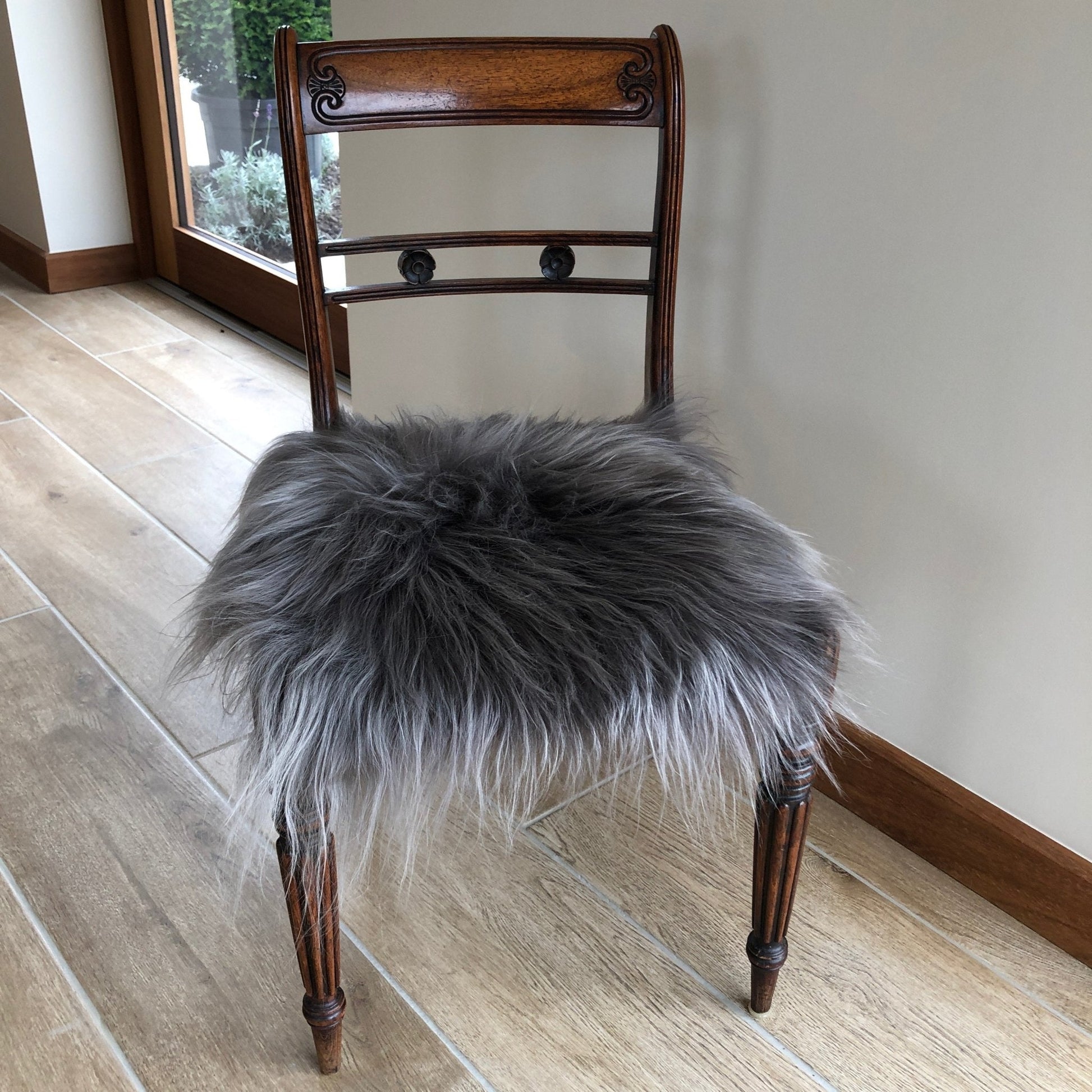 Icelandic Sheepskin Square Seat Cover 37cm Cool Grey - ScentiMelti Home Fragrance, Beauty & Gifts UK